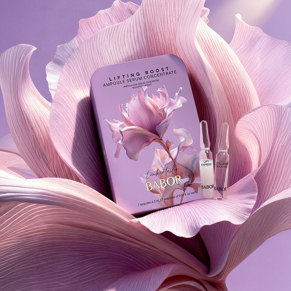 Boîte lilas dans une fleur. Deux ampoules visibles. Inscriptions: BABOR, LIFT EXPRESS.