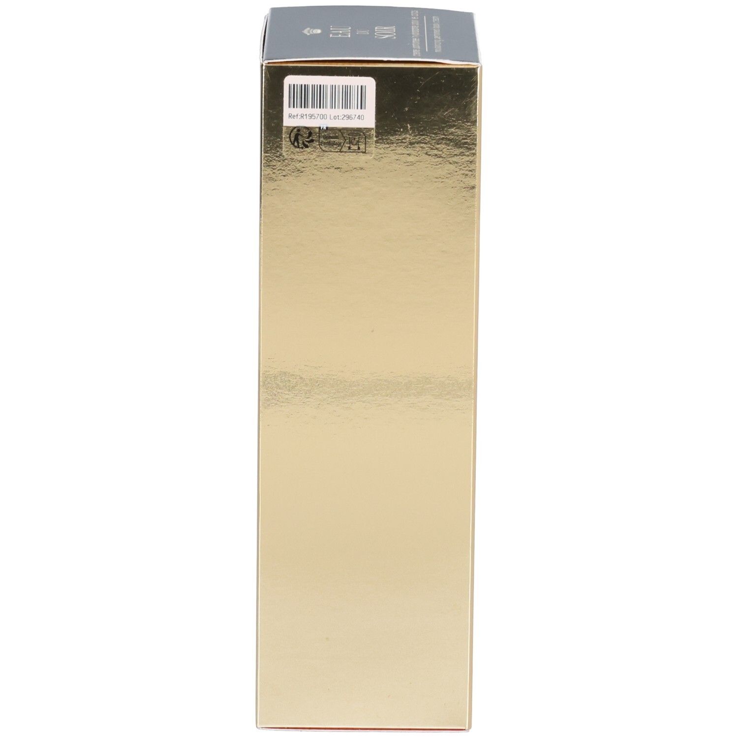 Côté d'une boîte d'emballage dorée avec code-barres et symboles de recyclage. Sisley Eau du Soir.