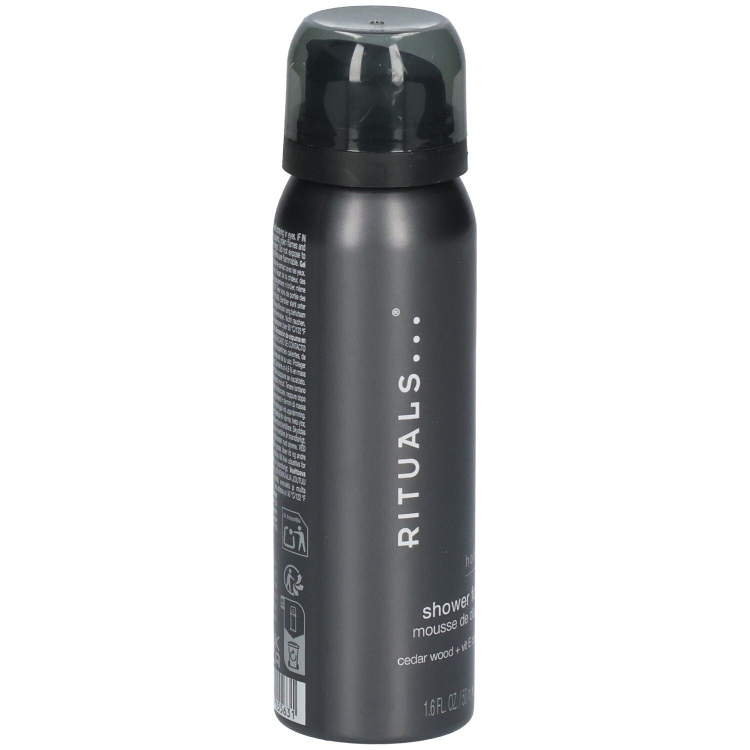 Doucheschuimfles met zwarte dop. Merk: RITUALS. "homme shower foam" en "cedar wood + vit E complex" staan op de voorkant gedrukt.