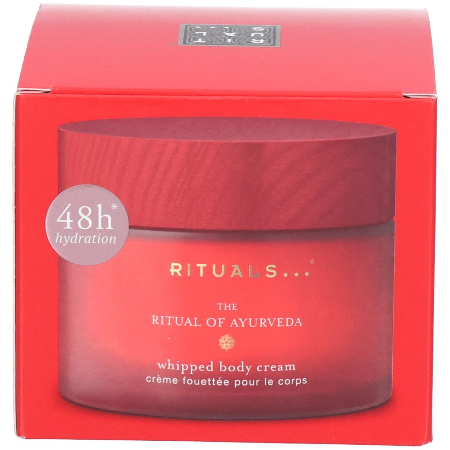 Verpakking van RITUALS The Ritual of Ayurveda Body Cream met 48h hydratatie vermelding en rood design.