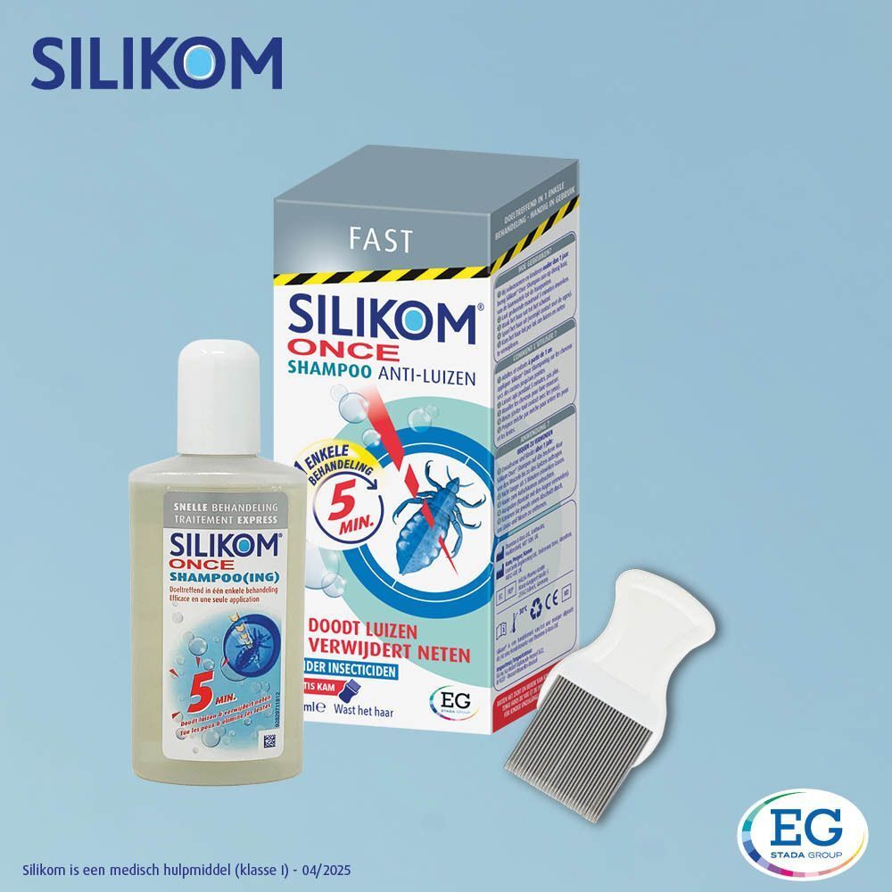 Silikom Once Shampoo Anti-luizen, fles, doos en kam. Productinformatie en logo. Blauwe achtergrond.