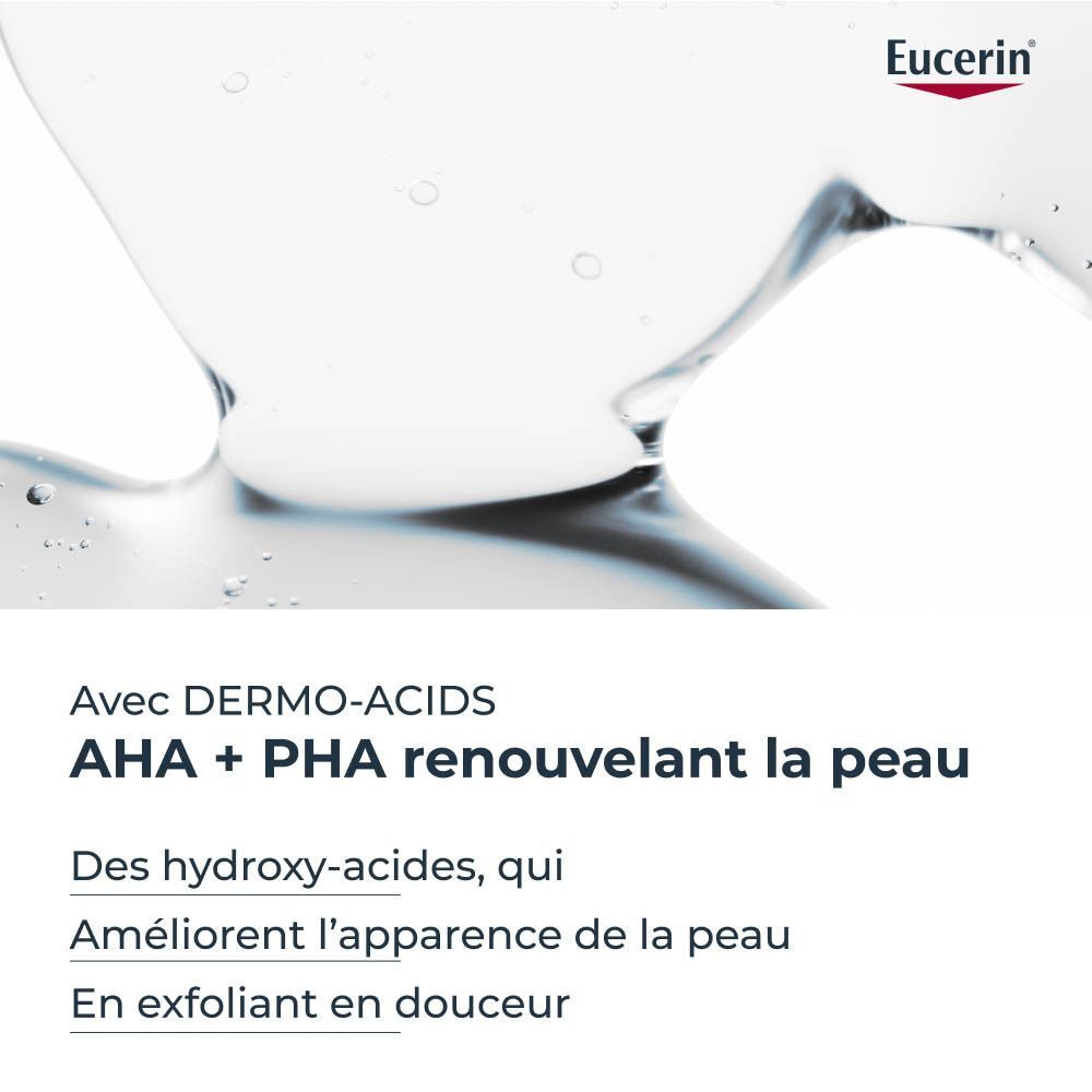 Gros plan sur l'eau. Texte : AHA + PHA renouvellent la peau. Les acides hydroxy améliorent l'apparence de la peau.