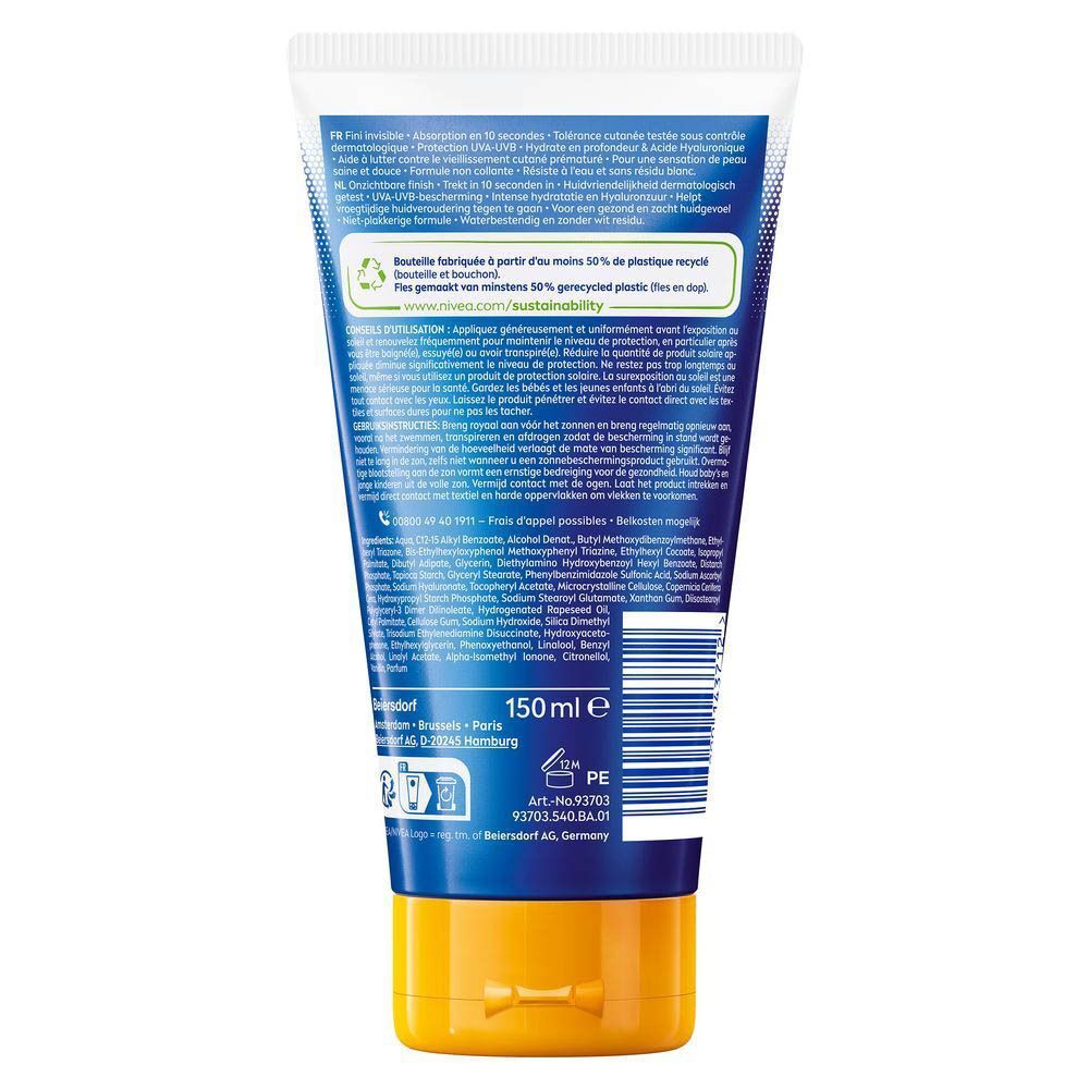 Dos du tube NIVEA Sun Protect & Hydrate Invisible Finish SPF50+. Texte: 150 ml, informations sur la durabilité, ingrédients.