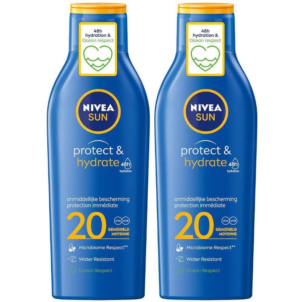 Twee blauwe flessen met gele dop. Opschrift: NIVEA SUN protect & hydrate 20. Logo voor oceaan respect en 48h hydratatie.
