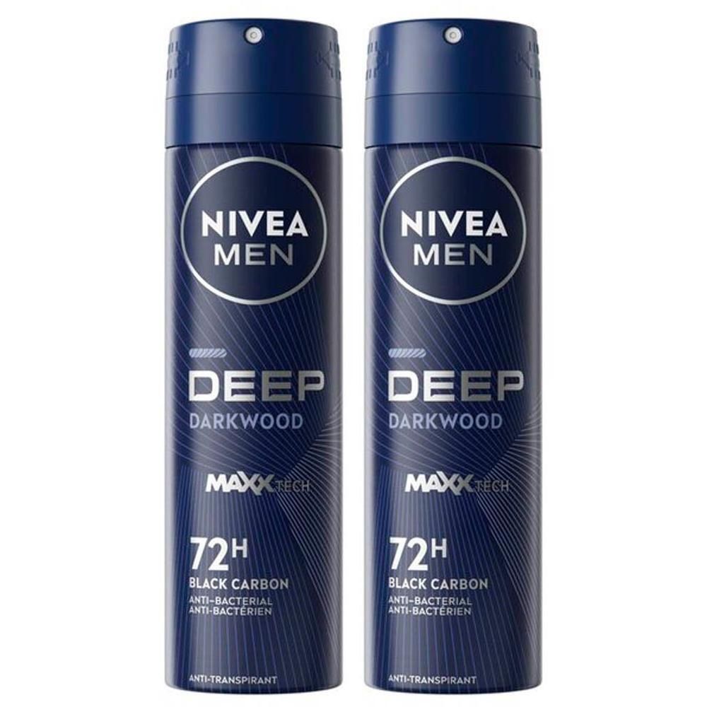 Deux sprays NIVEA Men Deep Dry & Fresh Feeling 72H Anti-Transpirant. Bouteilles bleu foncé avec texte blanc. Inscription : Deep Darkwood, 72H Black Carbon.