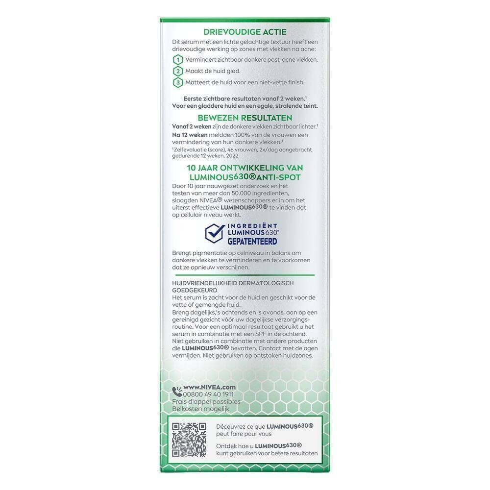 Achterkant verpakking Nivea Cellular Luminous 630° Anti-Taches Anti-Spot Serum. Tekst in meerdere talen. Groene achtergrond.