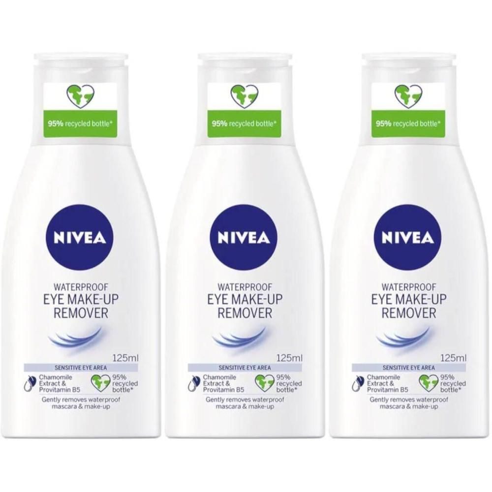 Drie witte flessen met blauw etiket. Opschrift: NIVEA Waterproof Eye Make-up Remover. 95% gerecyclede fles.