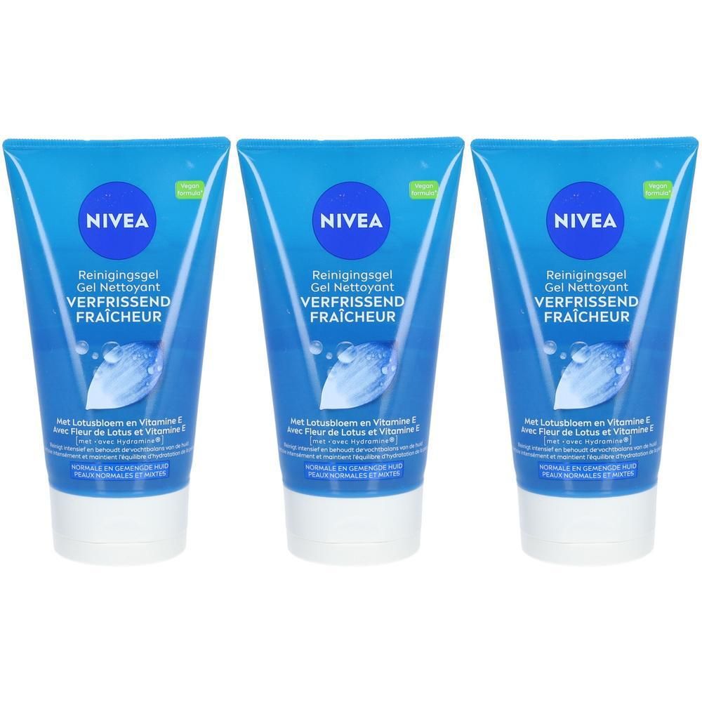 Trois tubes bleus avec bouchon blanc. Chaque tube porte NIVEA, Gel Nettoyant, FRAÎCHEUR. Avec fleur de lotus et vitamine E.