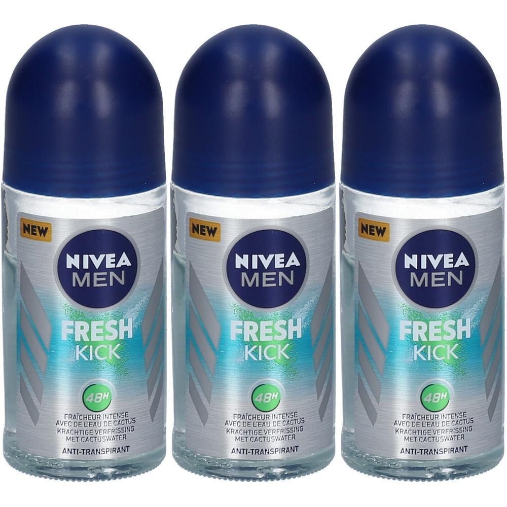 Drie roll-on deodorants. Blauwe dop, zilveren huls met wit logo en tekst: NIVEA MEN FRESH KICK. Anti-transpirant.