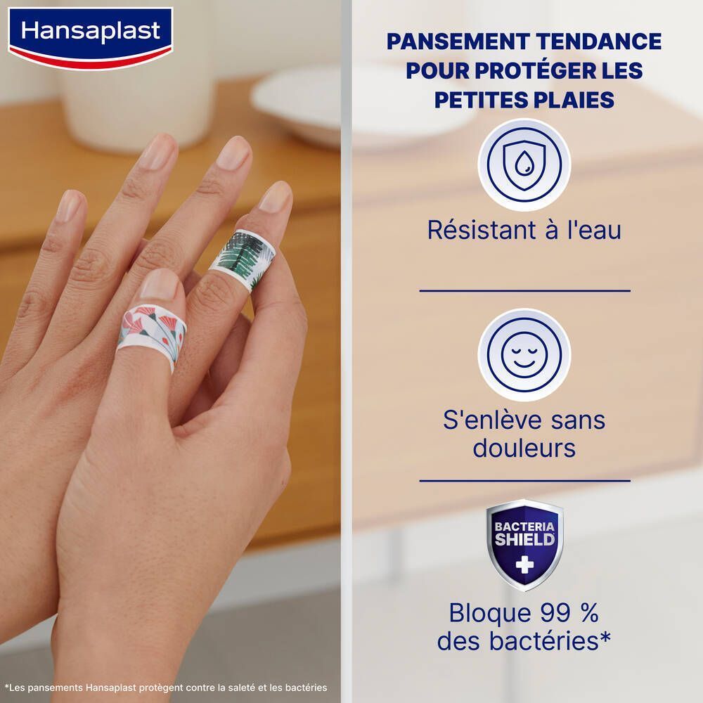 Mains avec pansements. Résistant à l'eau, retrait sans douleur et bloque 99% des bactéries. Logo : Bacteria Shield.