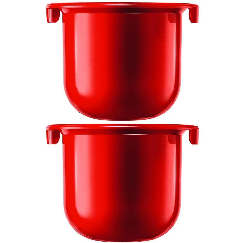 Twee rode containers met handvatten.