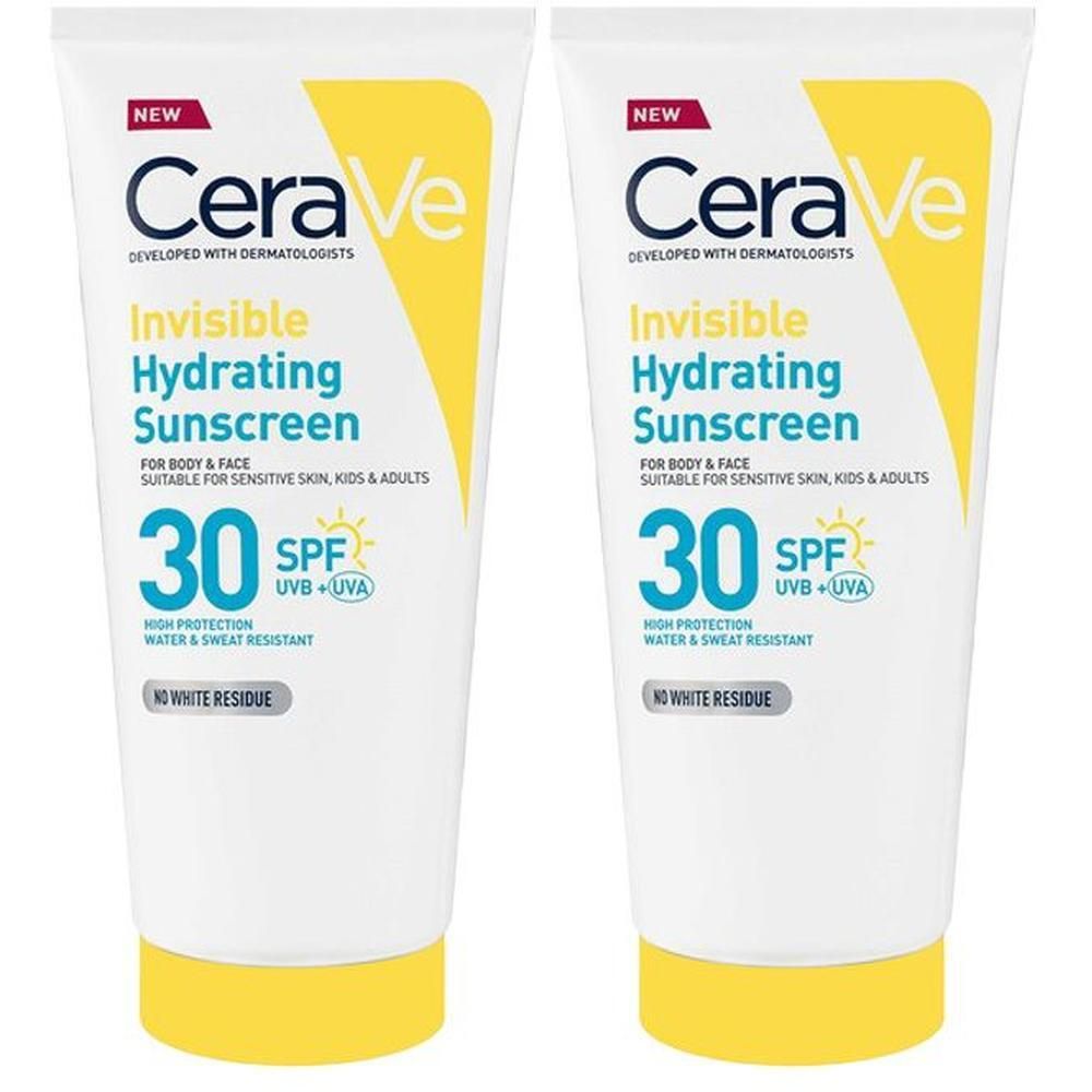 Twee tubes CeraVe Invisible Hydrating Sunscreen SPF30. Wit, geel en blauw ontwerp. Tekst: Zonnebrandcrème.