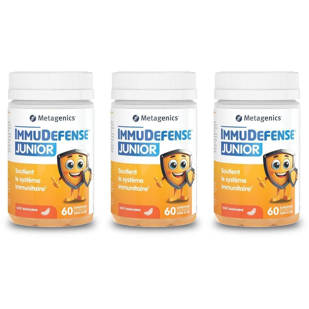 Trois flacons de Metagenics ImmuDefense Junior. Bouchons blancs, étiquettes oranges avec nom du produit et mascotte.