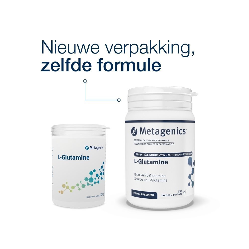 Een witte pot en een kleine pot. Opschrift: L-Glutamine, Metagenics. Tekst: Nieuwe verpakking, zelfde formule.