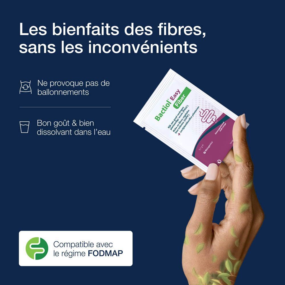 Main tenant un sachet de Bactiol Easy Fiber. Texte : 'Compatible avec le régime FODMAP'.