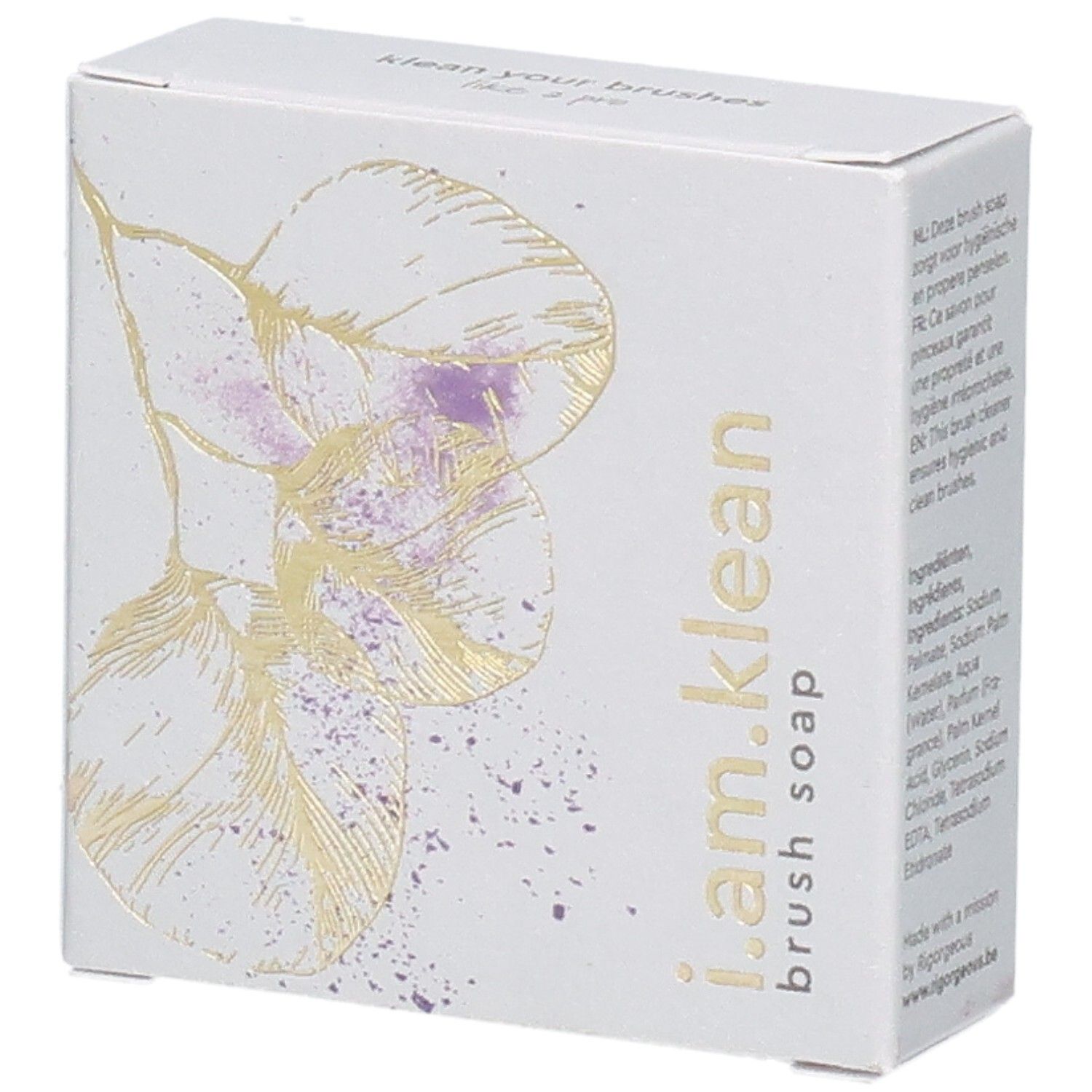 Kartonnen verpakking met bloemmotief en productnaam i.am.klean Brush Soap. Ingrediënten en tekst in meerdere talen.