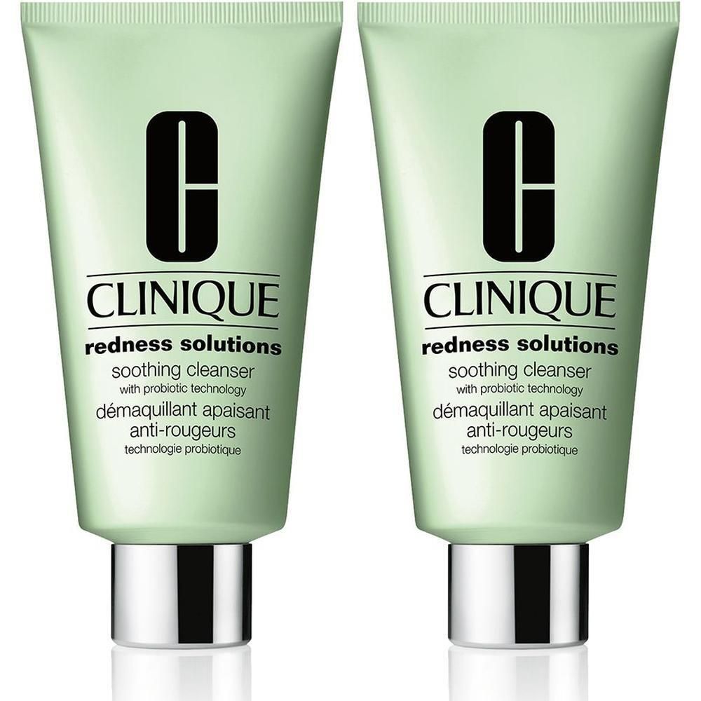 Deux nettoyants apaisants CLINIQUE Redness Solutions dans des tubes vert pâle avec des bouchons argentés.