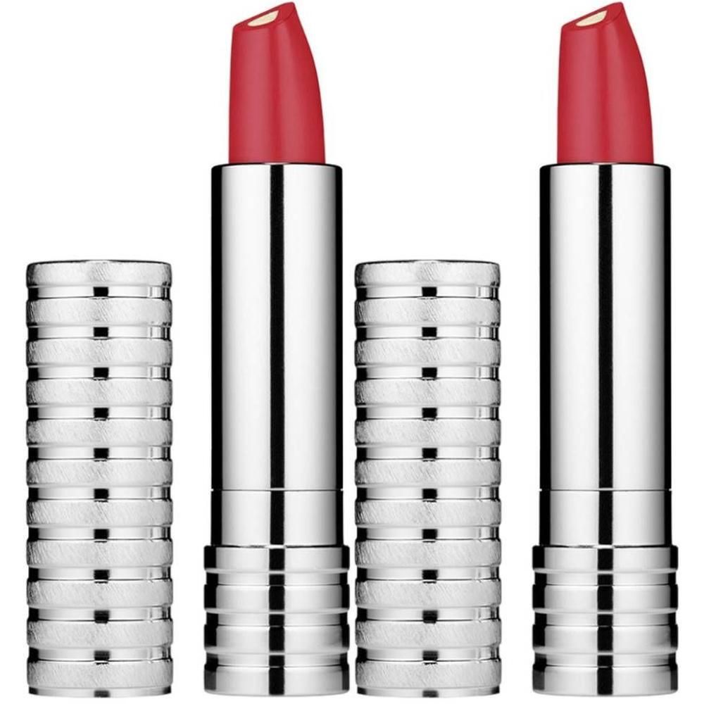 Twee rode lippenstiften met zilveren hulzen. De doppen zijn verwijderd.