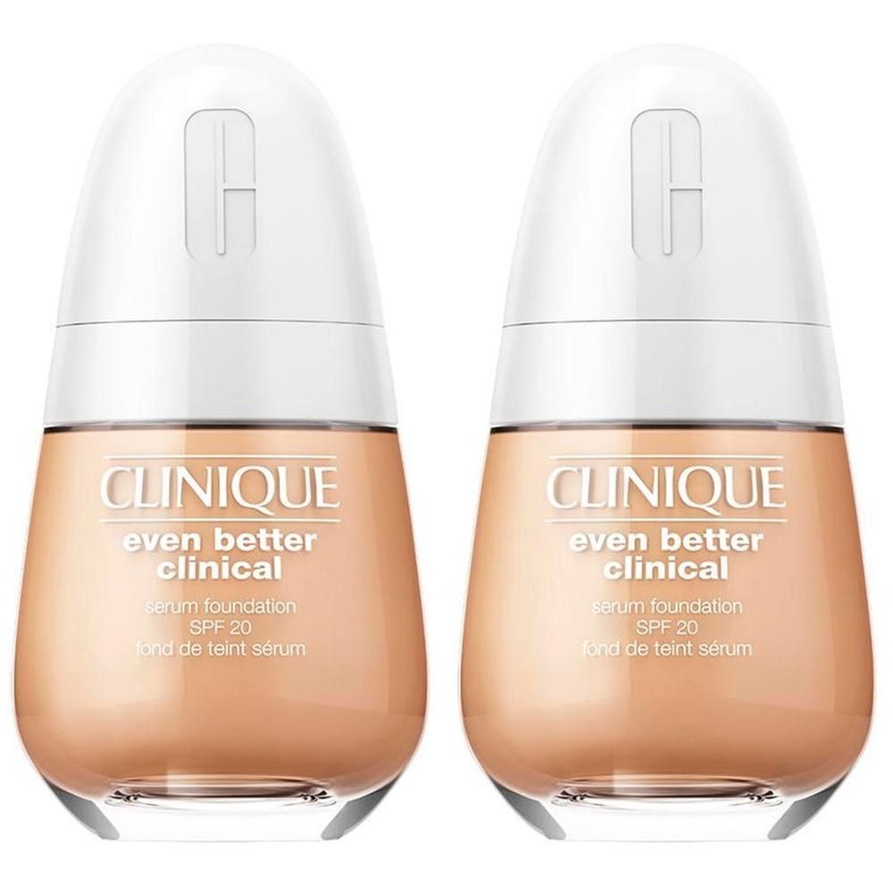 Deux flacons de Clinique Even Better Clinical Fond de Teint Sérum SPF20. Bouchon blanc, base transparente, texte du produit.