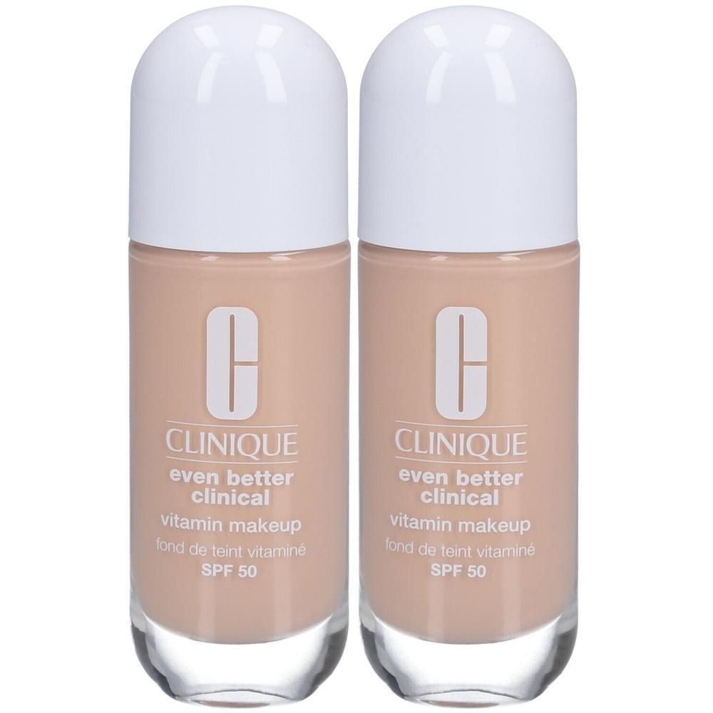 Twee flacons Clinique Even Better Clinical Vitamin Makeup SPF 50, lichte tint.