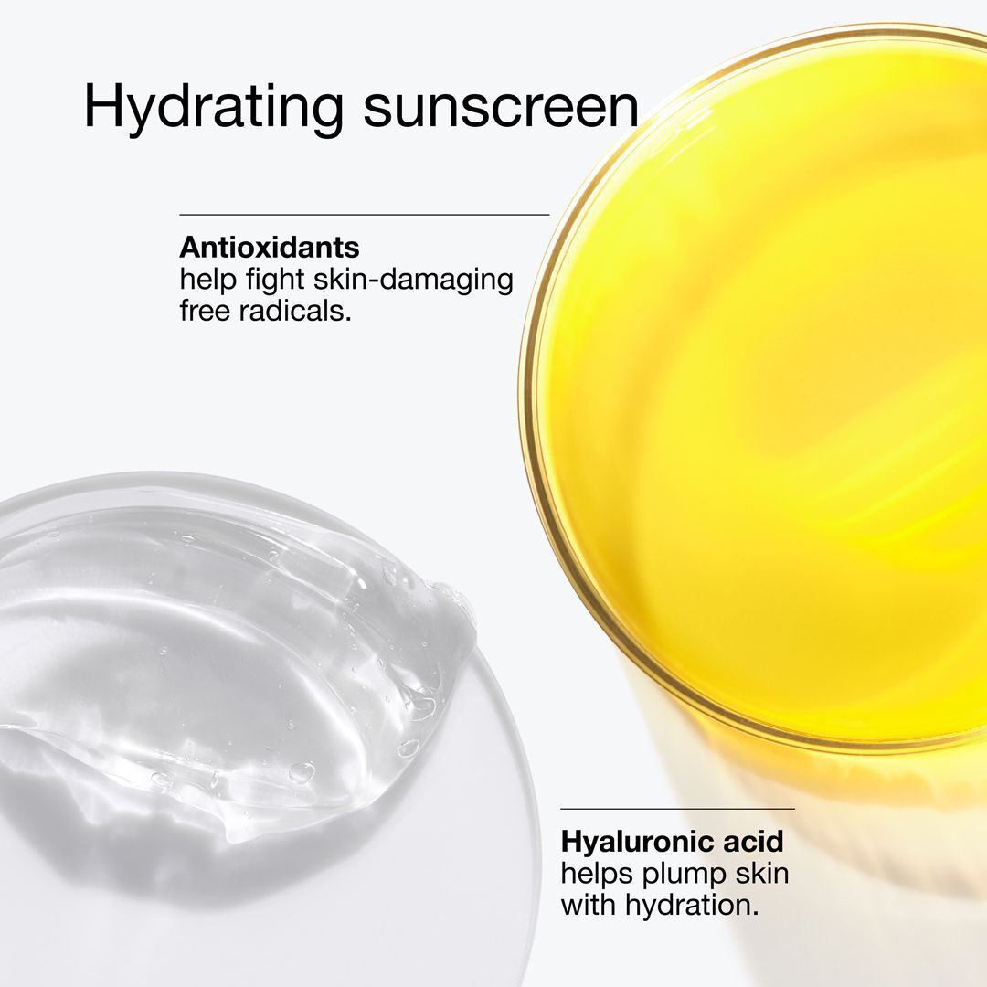 Gros plan de crème et liquide. Texte : antioxydants et acide hyaluronique. Pas de nom de produit.