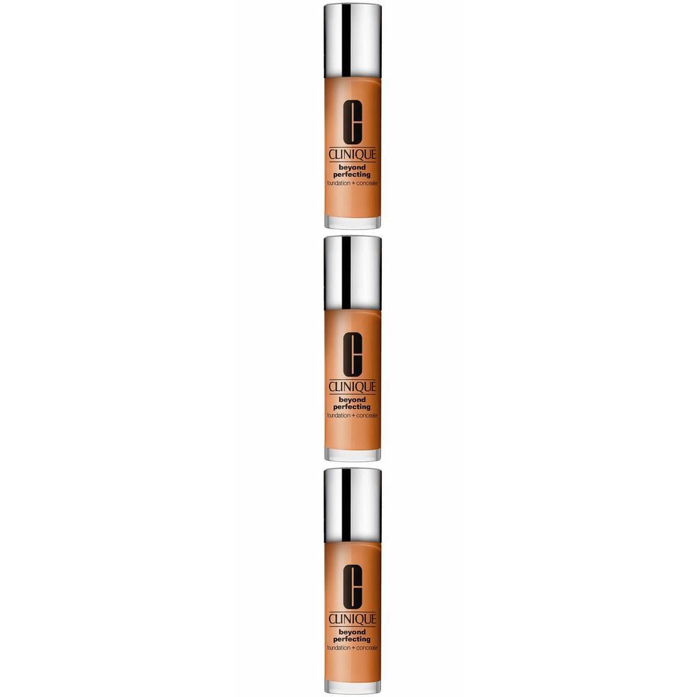 Drie flacons Clinique Beyond Perfecting Foundation + Concealer in tint 23 Ginger, verticaal gestapeld.