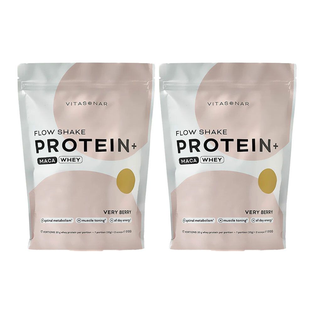 Deux sachets de Protein+ Flow Shake. Inscription : Vitasonar, Maca Whey, Very Berry. Emballage rose et blanc avec cercles jaunes.