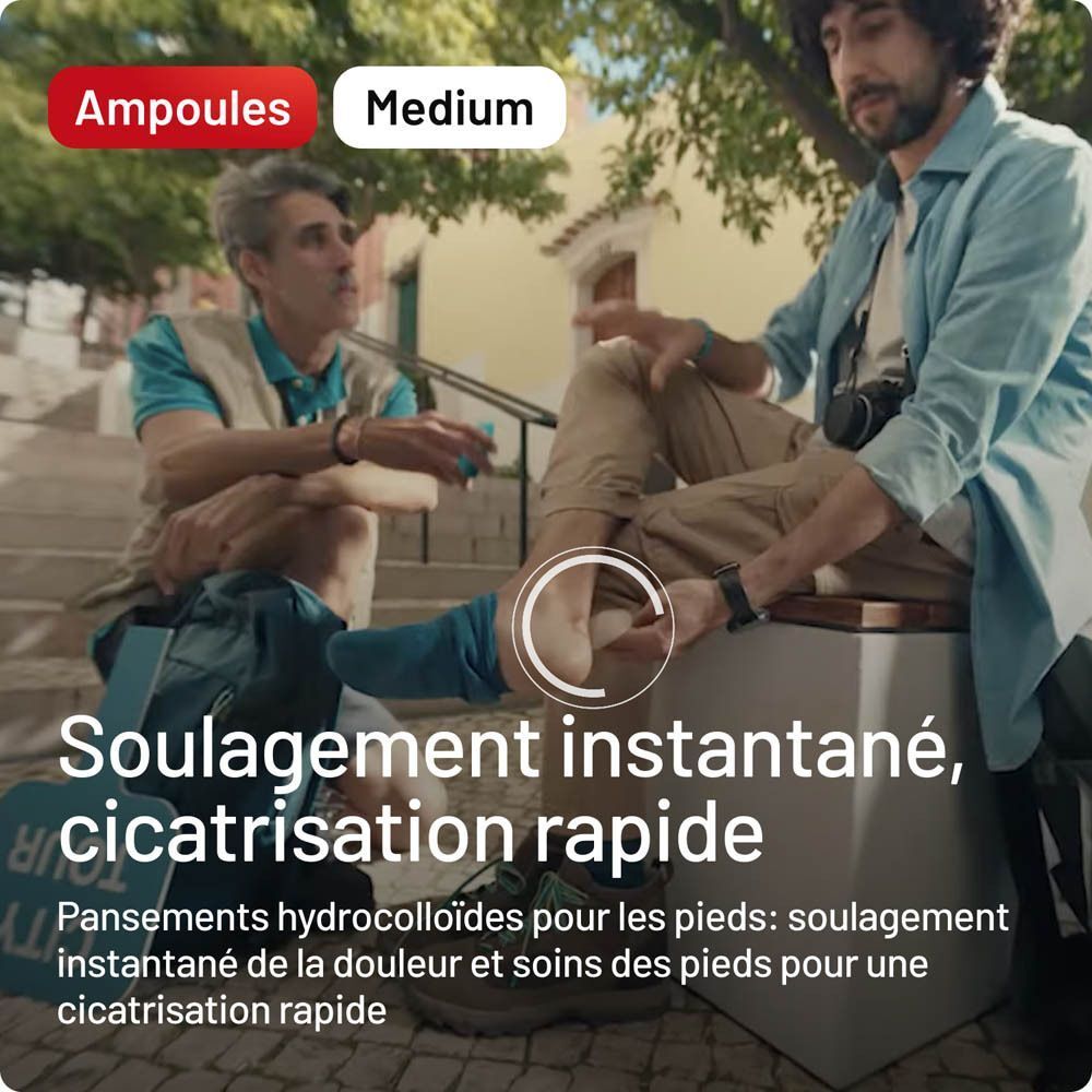 Homme avec ampoule au pied reçoit de l'aide. Texte: Soulagement instantané, cicatrisation rapide.