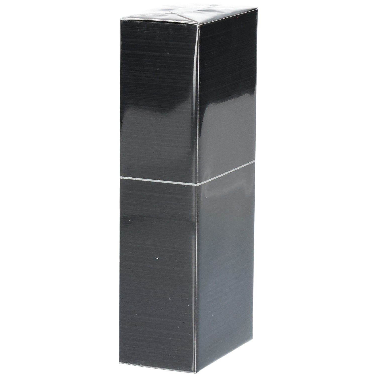 Boîte Issey Miyake Nuit d'Issey Parfum, noire, vue de trois quarts.