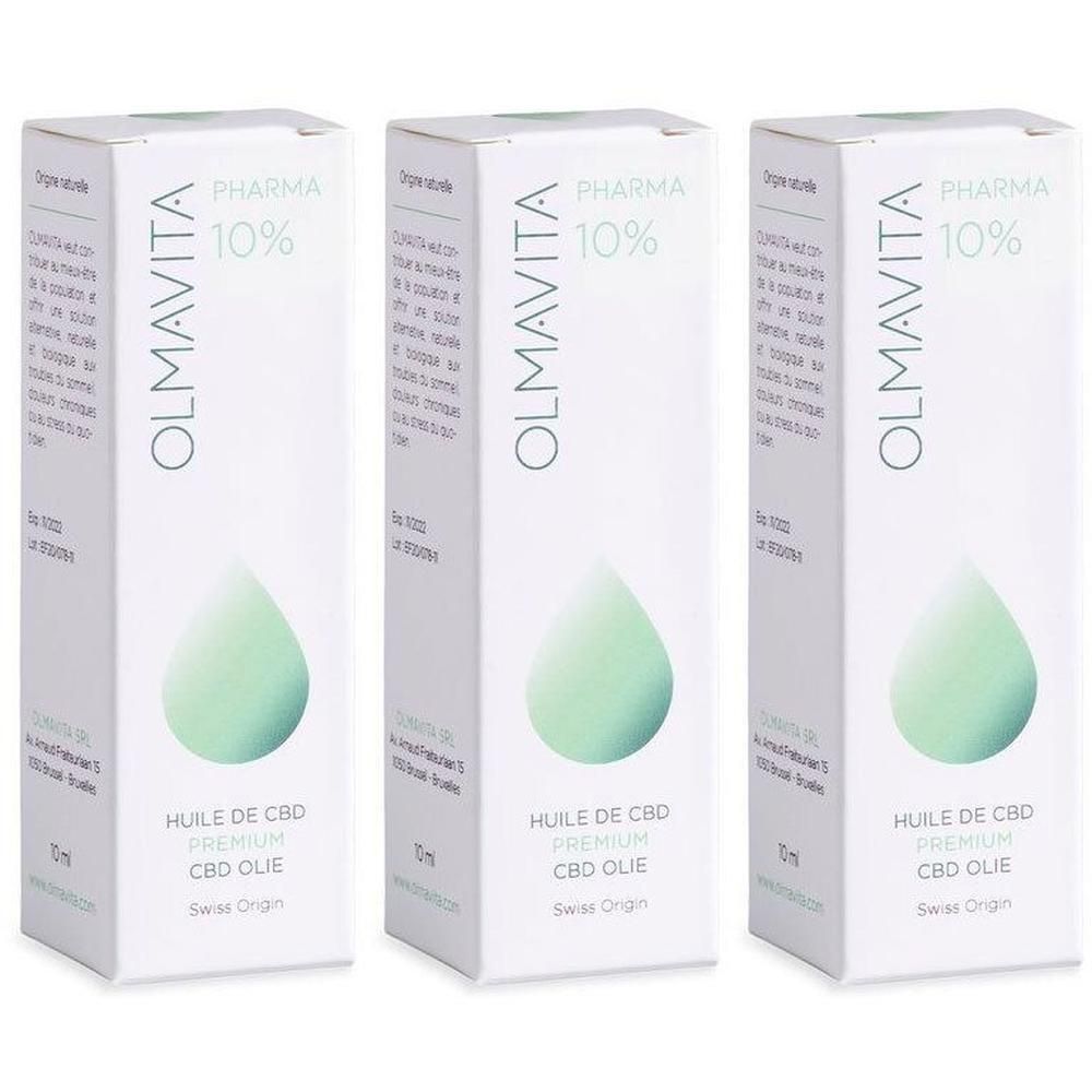 Trois boîtes blanches de Olmavita Pharma 10% CBD huile. Chaque boîte affiche le nom de la marque, le nom du produit et un motif de goutte verte.