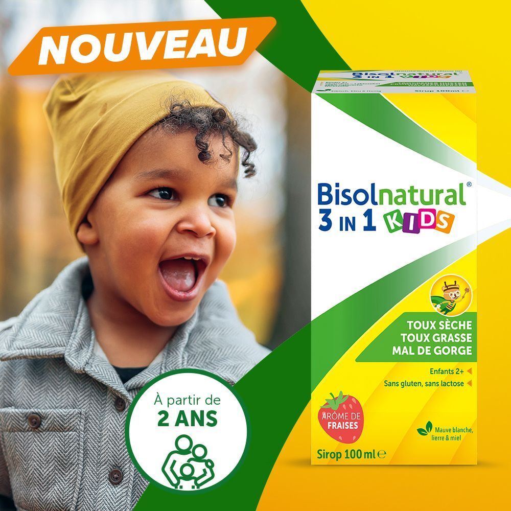 Enfant souriant à côté de l'emballage Bisolnatural 3 en 1 Kids. Texte : À partir de 2 ans. Arôme fraise.