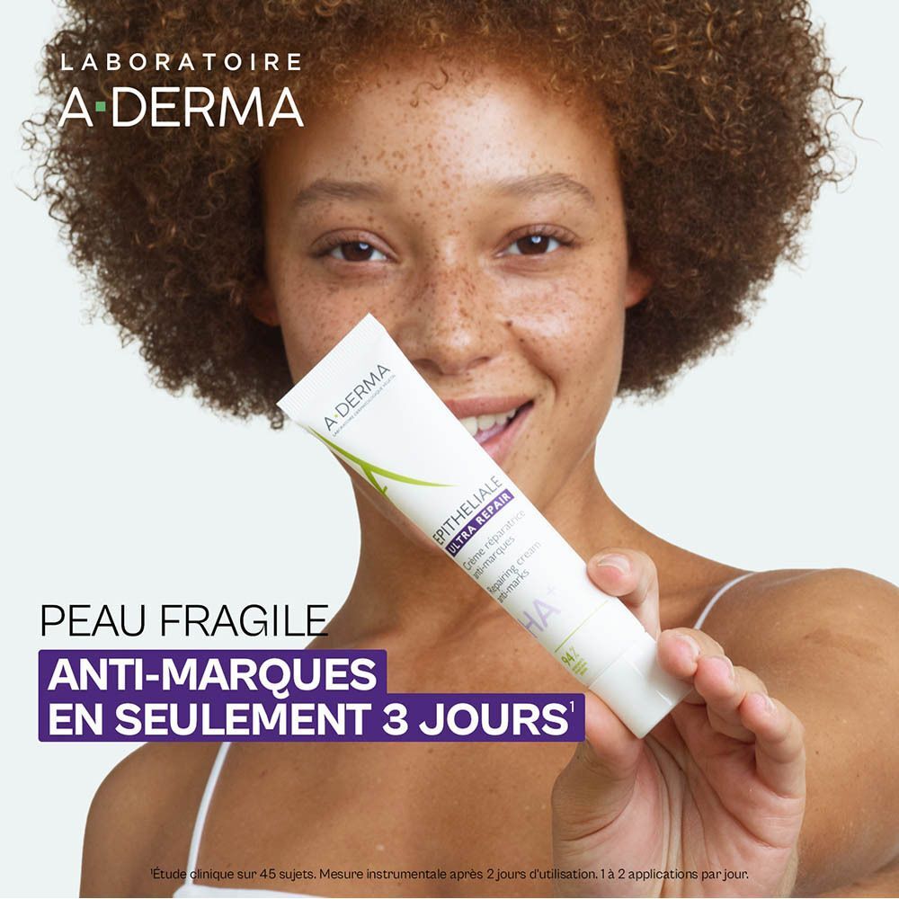 Femme tenant un tube de crème A-Derma Epitheliale Ultra Repair. Texte: Peau fragile anti-marques en seulement 3 jours.