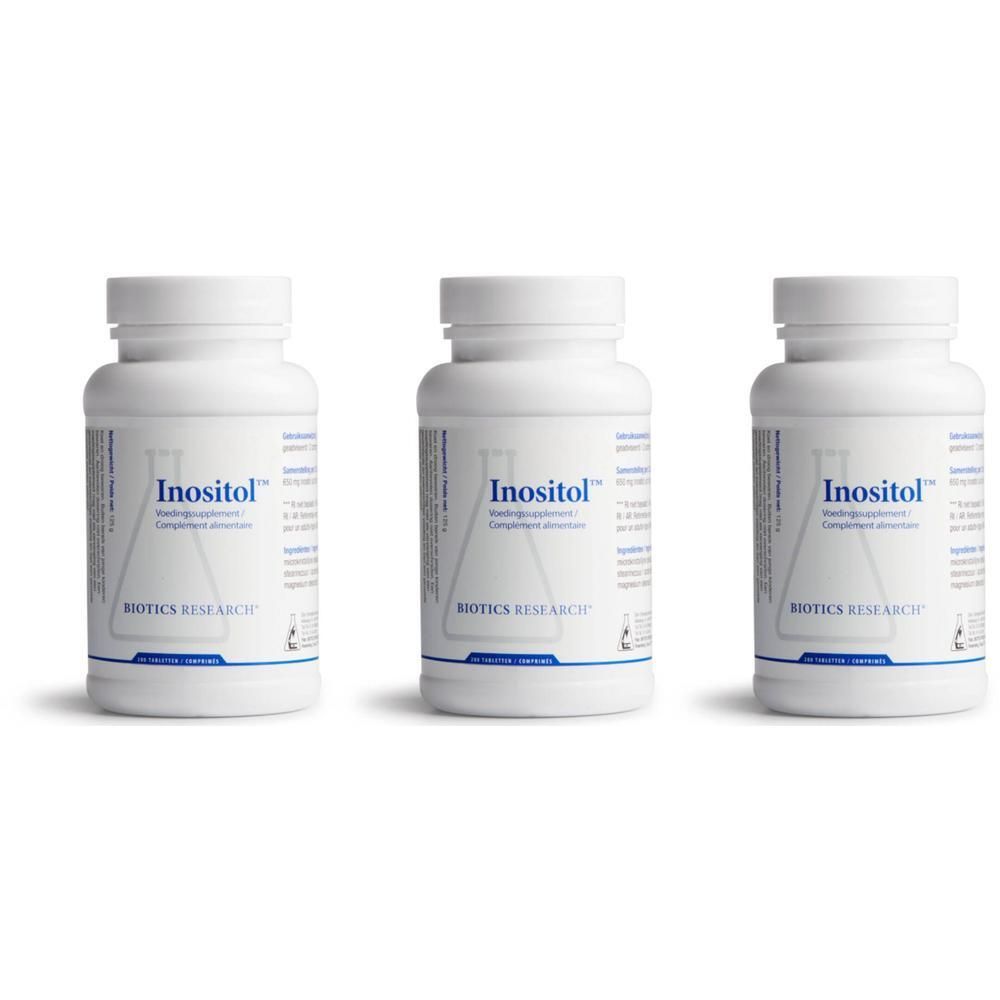 Trois flacons blancs avec l'étiquette "Inositol". L'étiquette indique également "Biotics Research".