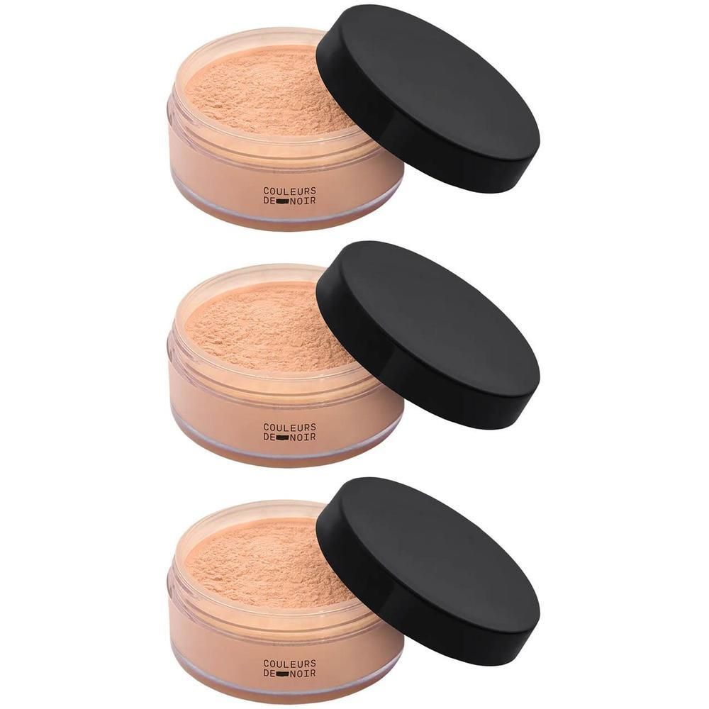 Trois pots de poudre ouverts avec couvercles noirs. Inscription : Couleurs de Noir. Contenu : poudre teintée couleur naturelle.