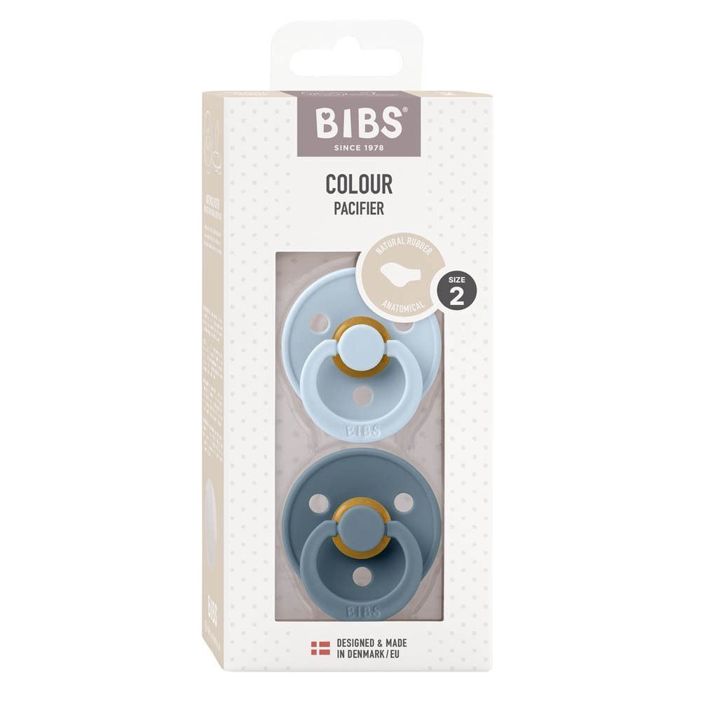 Verpakking met twee blauwe fopspenen. Merk BIBS, maat 2.