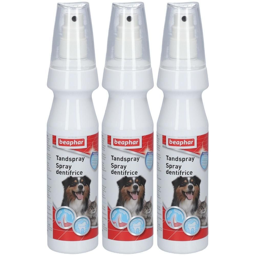 Trois flacons pulvérisateurs blancs avec des bouchons transparents. Chaque flacon porte l'inscription "beaphar Tandspray Spray dentifrice" et une image de chien et chat.