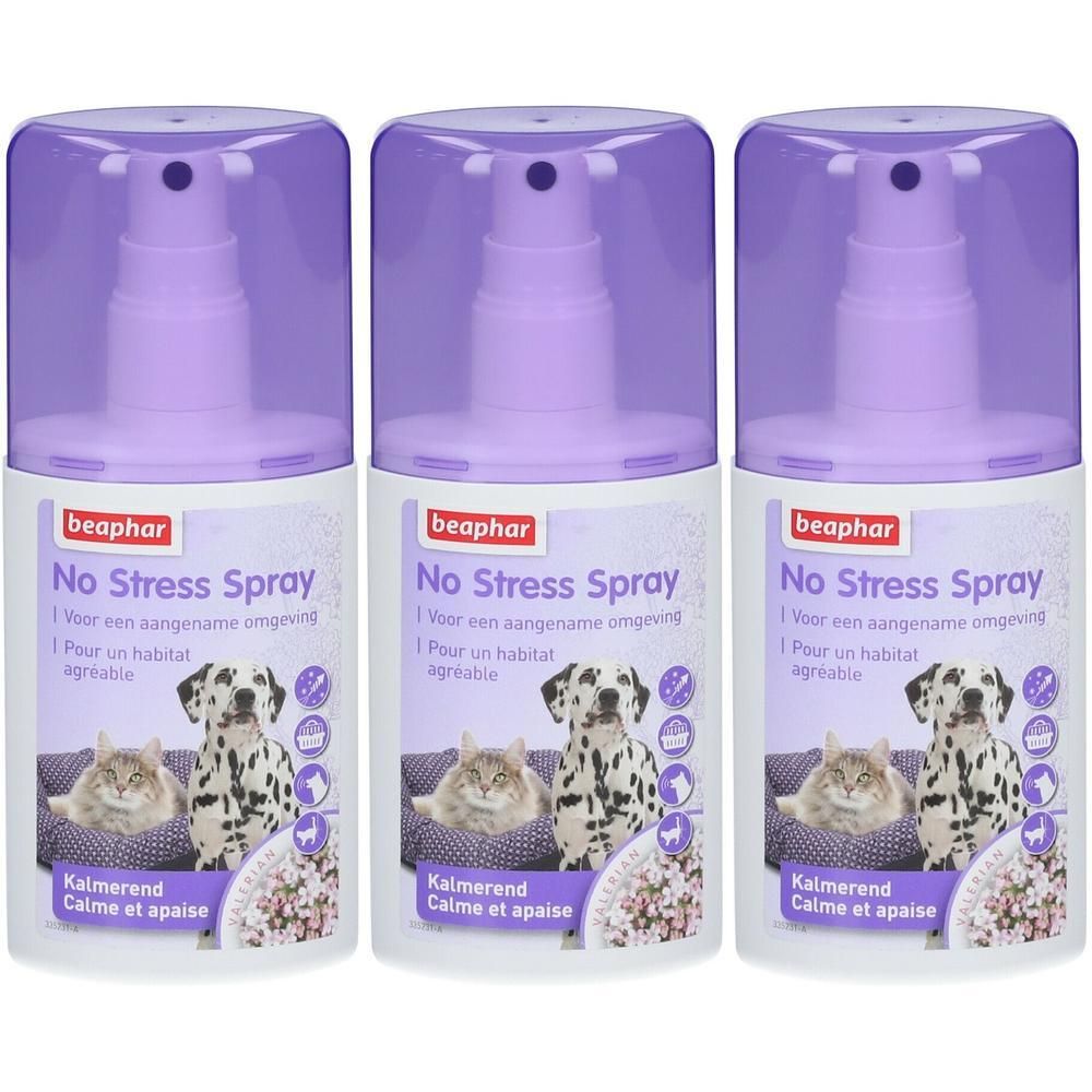 Trois flacons de spray. Inscription: No Stress Spray. Image d'un chien et d'un chat. Marque: beaphar.
