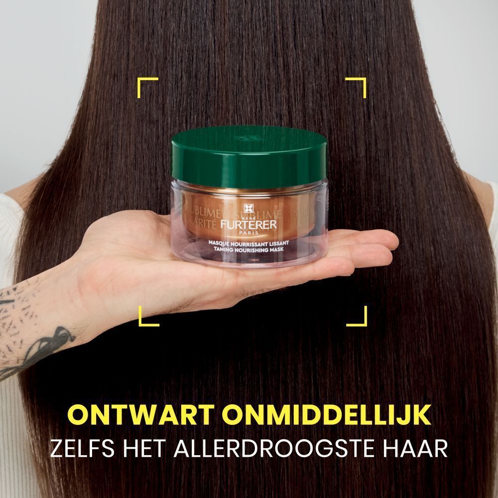 Pot haarmasker in een hand. Tekst: Ontwart onmiddellijk zelfs het allerdroogste haar.