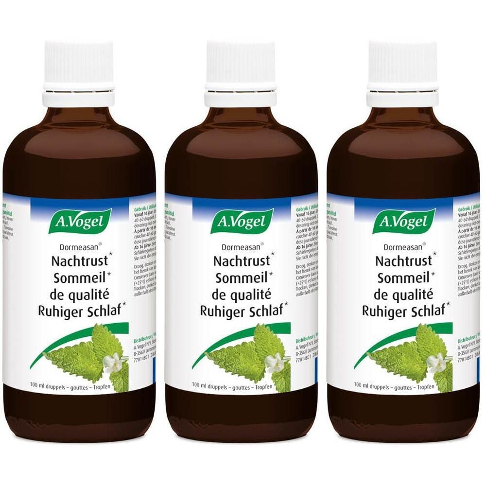 Drie bruine flessen met witte dop. Op elke fles staat A. Vogel, Dormeasan, Nachtrust, Sommeil de qualité, Ruhiger Schlaf.