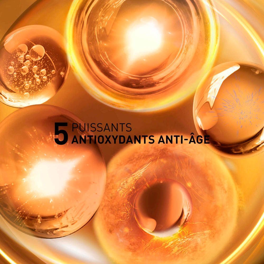 Gros plan sur 5 sphères. Texte: 5 PUISSANTS ANTIOXYDANTS ANTI-ÂGE.