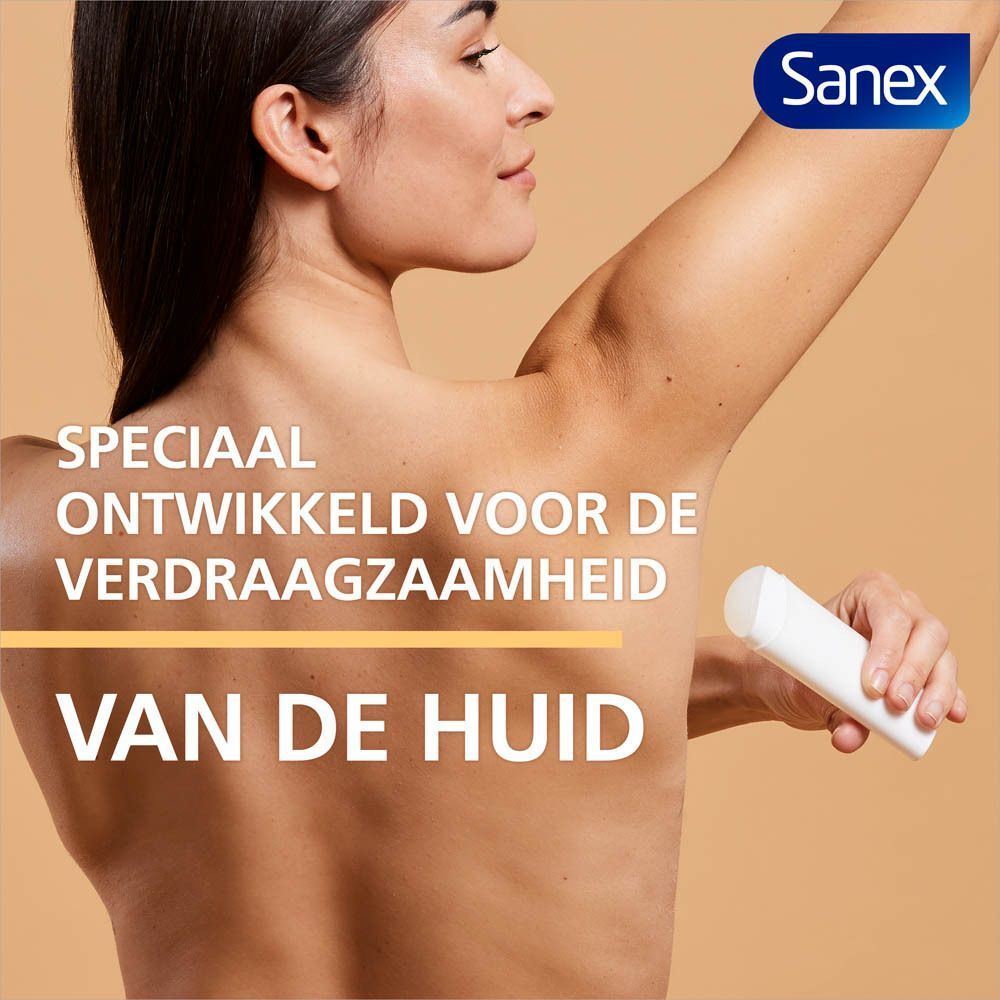 Vrouw met deodorant stick. Tekst: Speciaal ontwikkeld voor de verdraagzaamheid van de huid. Sanex-logo.