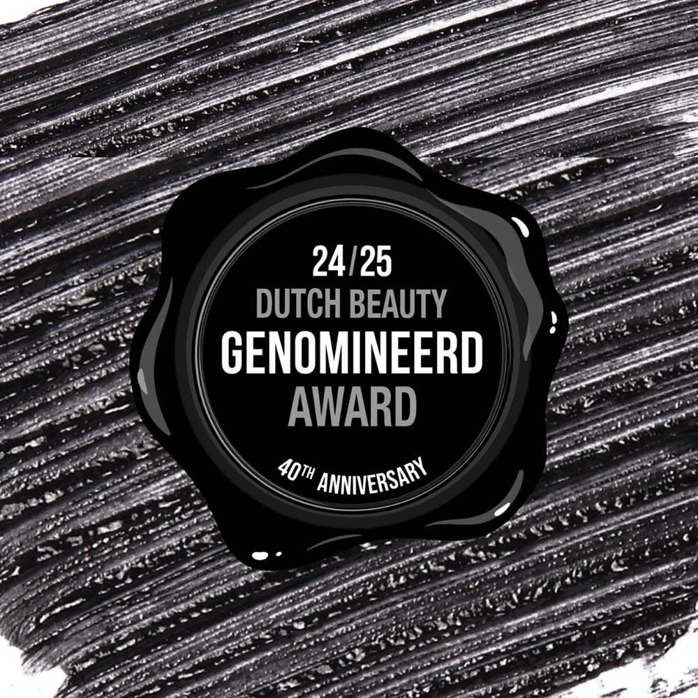 Zwart zegel met opschrift: Dutch Beauty, Genomineerd Award, 24/25, 40th Anniversary.
