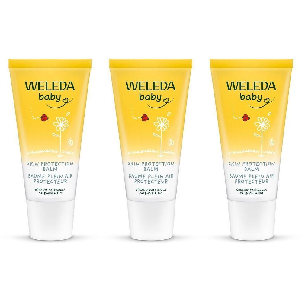 Trois tubes de crème. Jaune en haut, blanc en bas. Inscription: Weleda Baby, Skin Protection Balm, Baume Plein Air Protecteur.