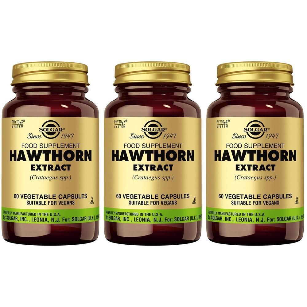 Trois flacons de Solgar Hawthorn Extract. Flacons en verre brun avec bouchons dorés et étiquettes. Inscription : Hawthorn Extract, 60 gélules.