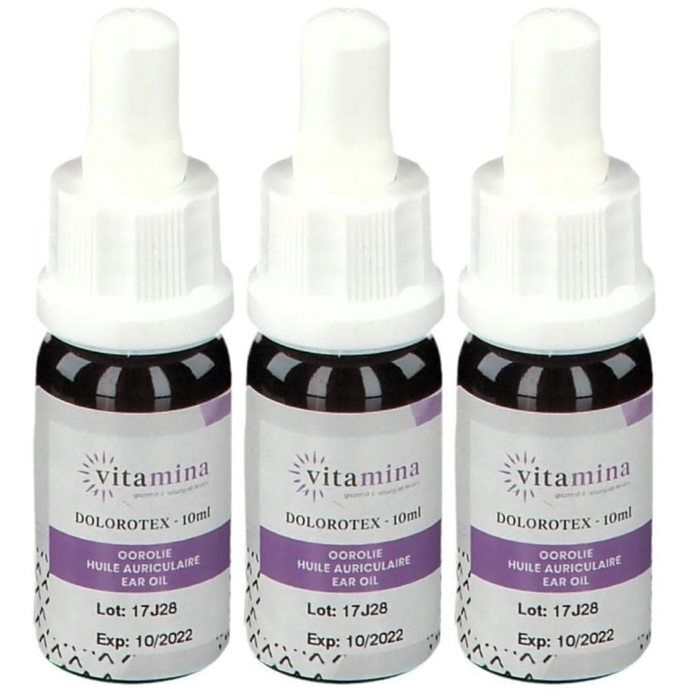 Drie flesjes met witte dop en etiket. Op het etiket staat "vitamina DOLOROTEX - 10ml OOROLIE HUILE AURICULAIRE EAR OIL".