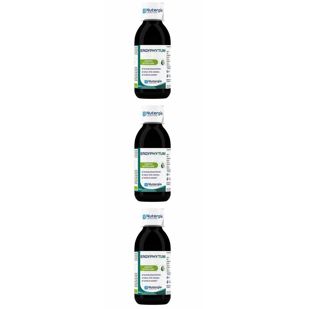 Trois flacons de liquide noir. Étiquettes vertes et blanches. Inscription : Ergyphytum, Nutergia.