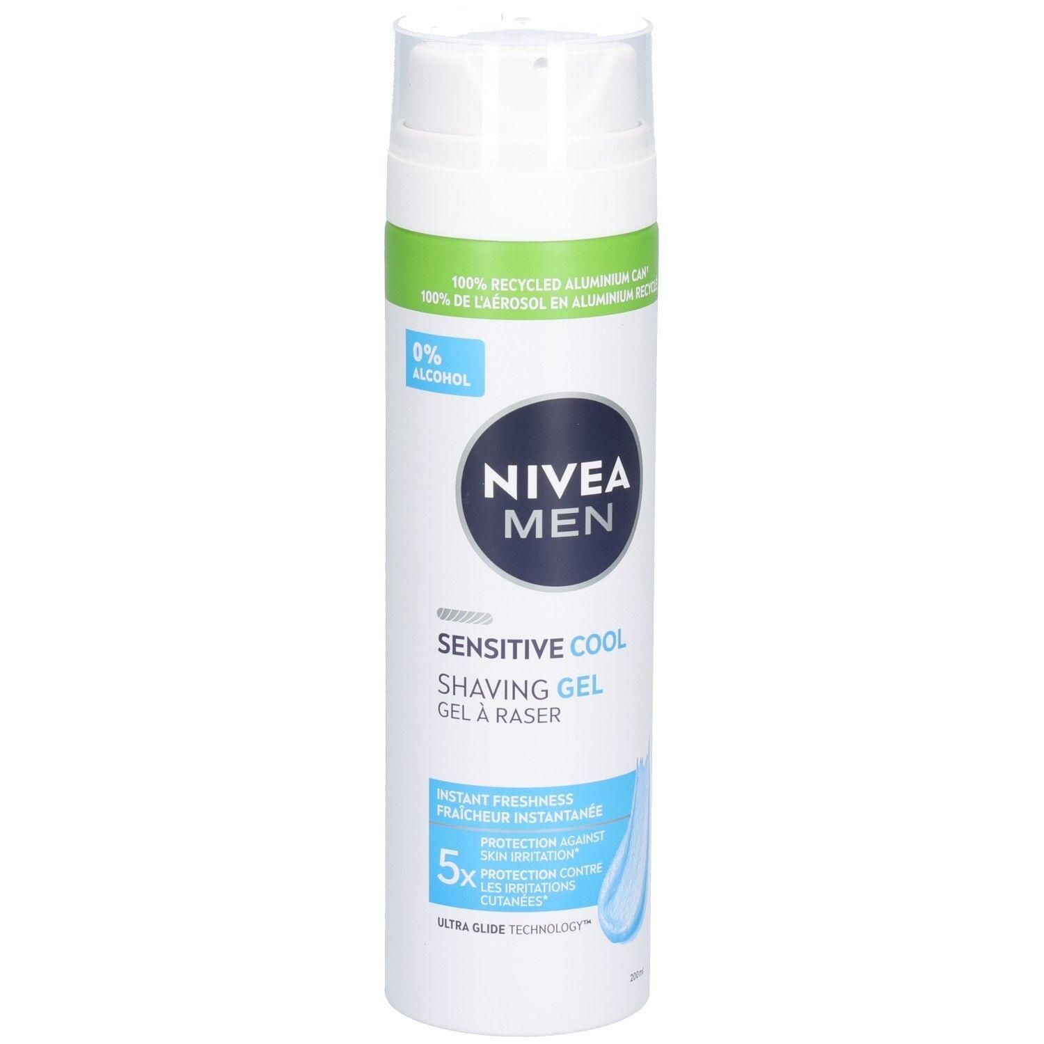 Flacon de gel à raser NIVEA MEN Sensitive Cool, blanc et bleu. Inscription: 0% alcool, 5x protection contre les irritations cutanées.