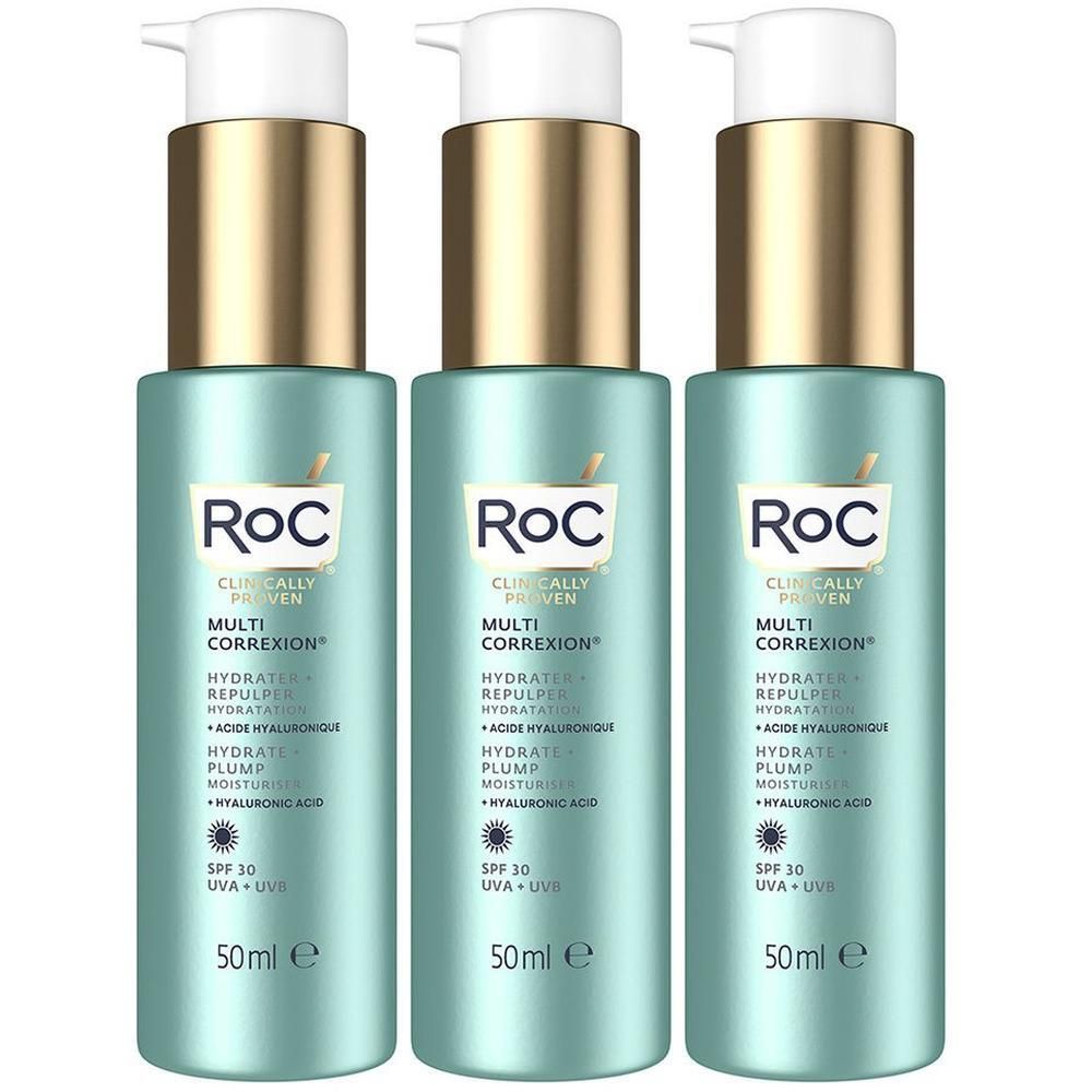 Trois flacons RoC Multi-Correxion Hydrate & Plump Moisturiser SPF30. Flacons turquoise avec bouchons dorés et pompes blanches.