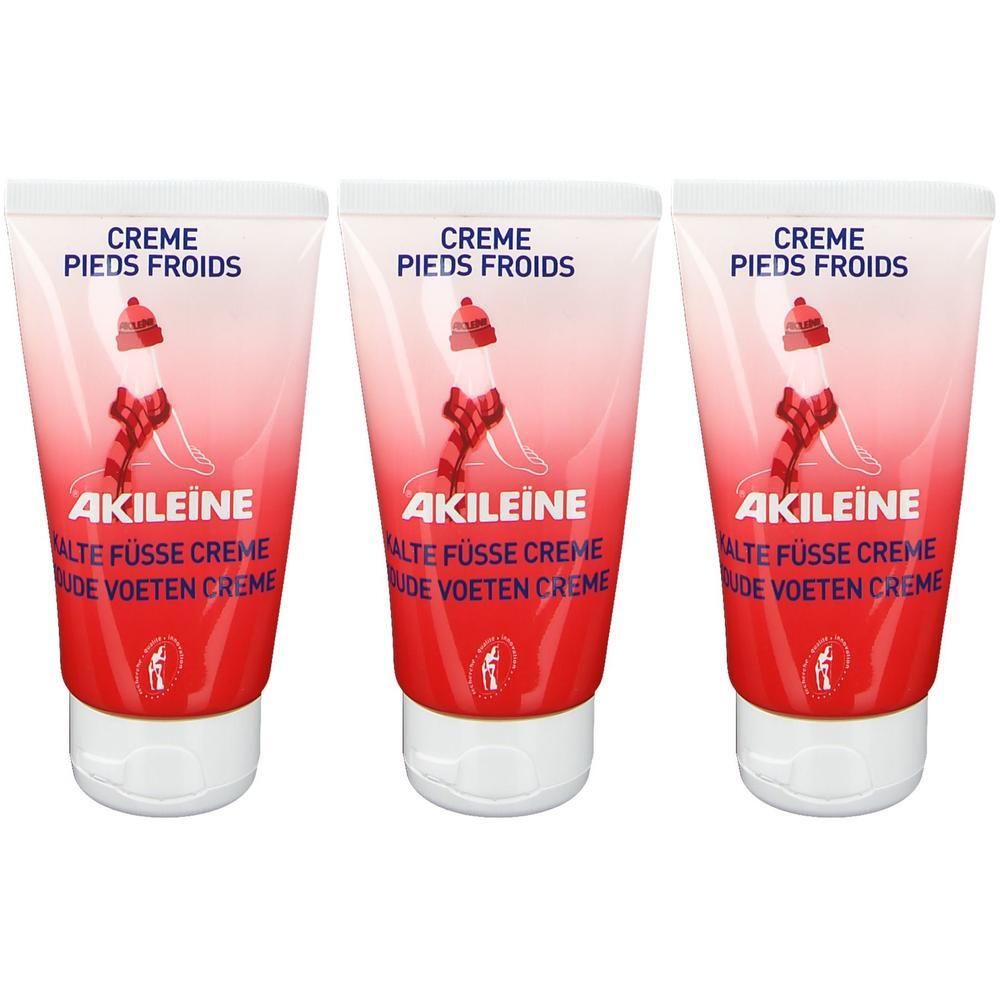 Trois tubes de crème Akileine. Inscription : Crème Pieds Froids, Akileine, crème pour pieds froids. Bouchon blanc, fond rouge.