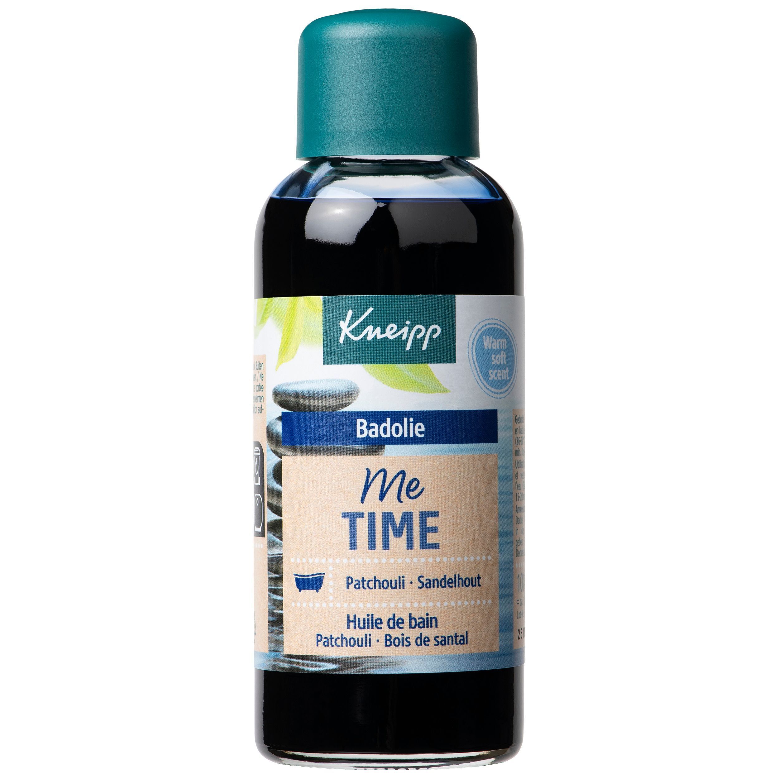 Flacon Kneipp Badolie "Me Time". Flacon avec bouchon vert, étiquette avec nom et logo du produit.